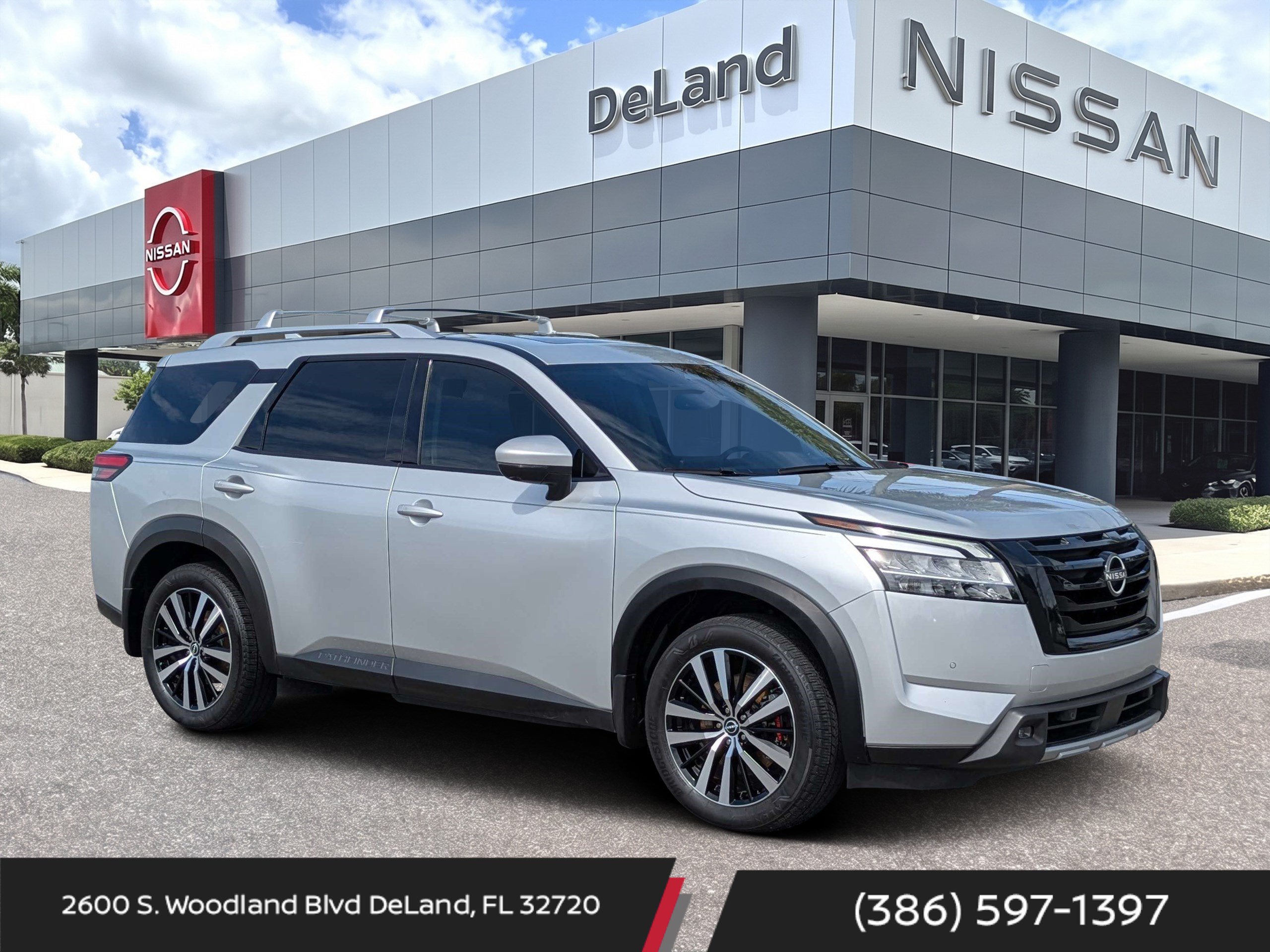 Used 2023 Nissan Pathfinder Platinum