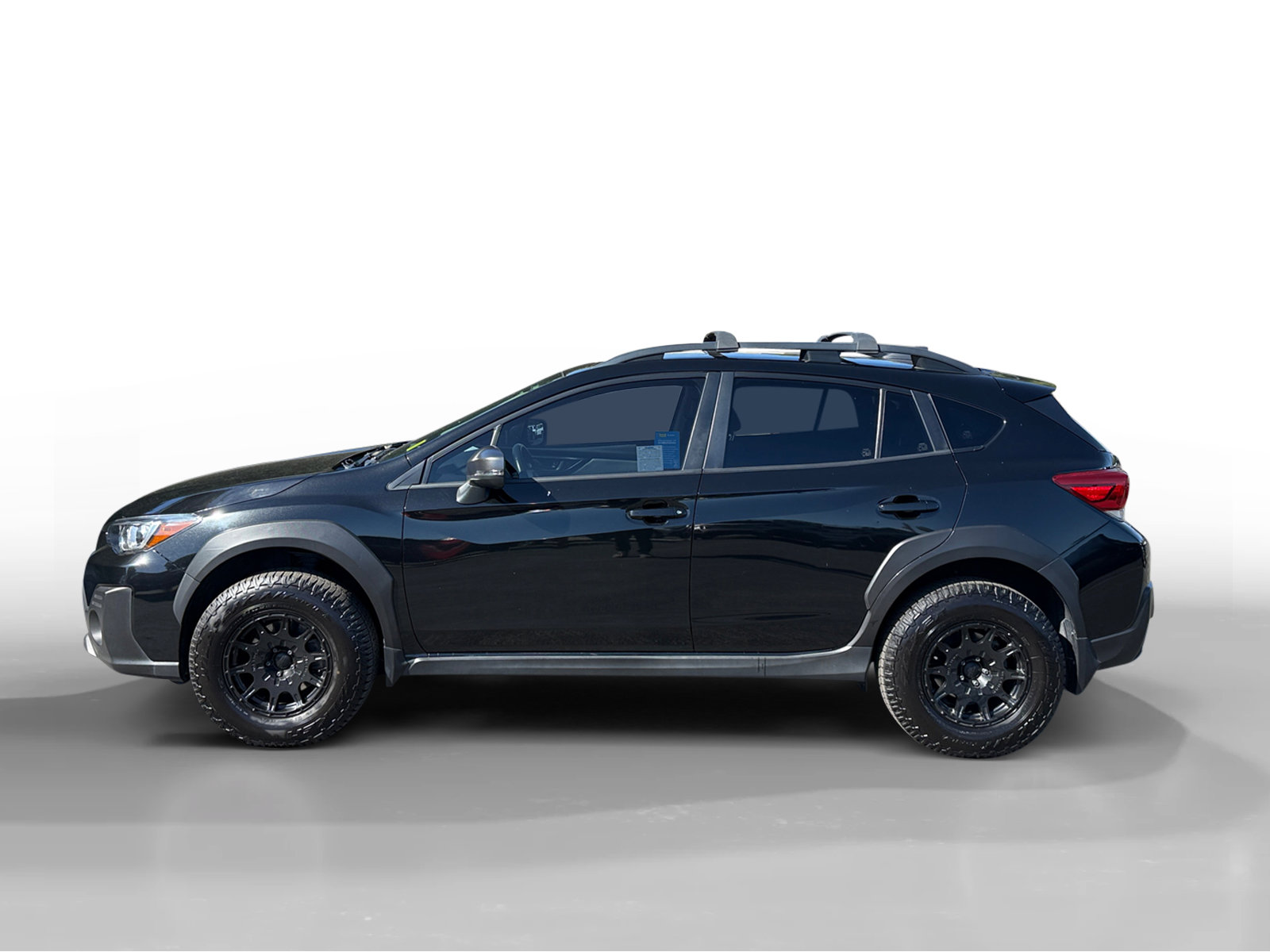 Used 2022 Subaru Crosstrek 2.5i Sport w/ Moonroof Package AWD/4WD image 2