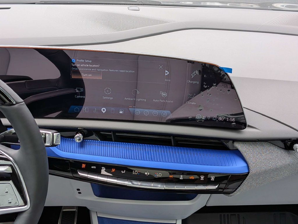 Certified 2027 Cadillac Optiq Luxury RWD image 19