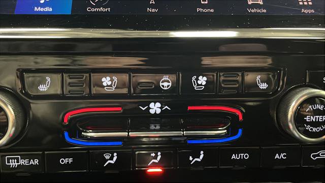 Used 2023 Jeep Grand Cherokee L Summit image 32