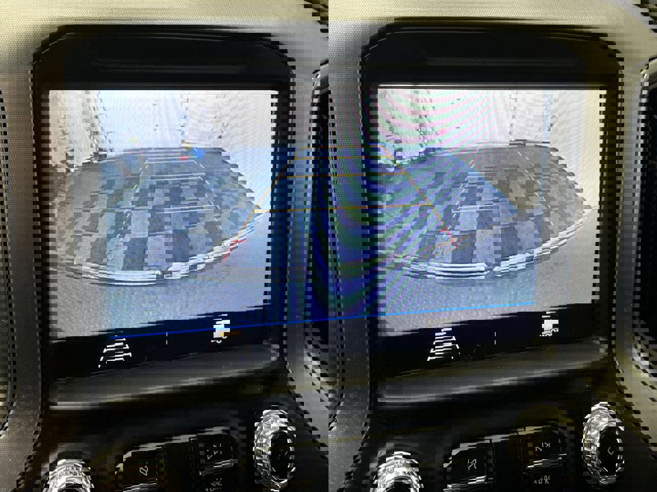 Used 2019 GMC Sierra 1500 SLE w/ SLE Value Package image 5