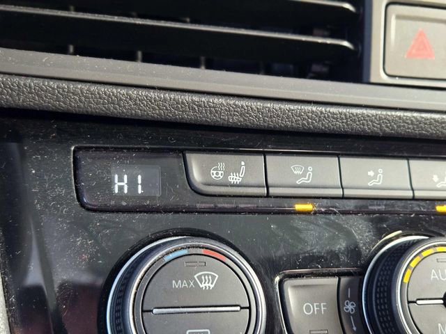 Used 2020 Volkswagen Jetta SEL image 10