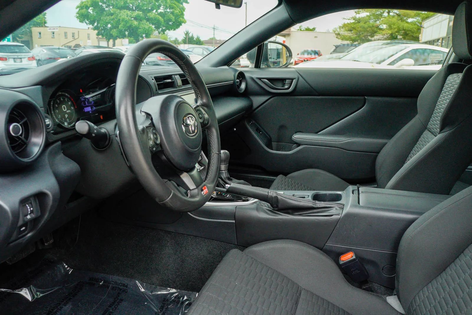 Used 2024 Toyota GR86 RWD image 21