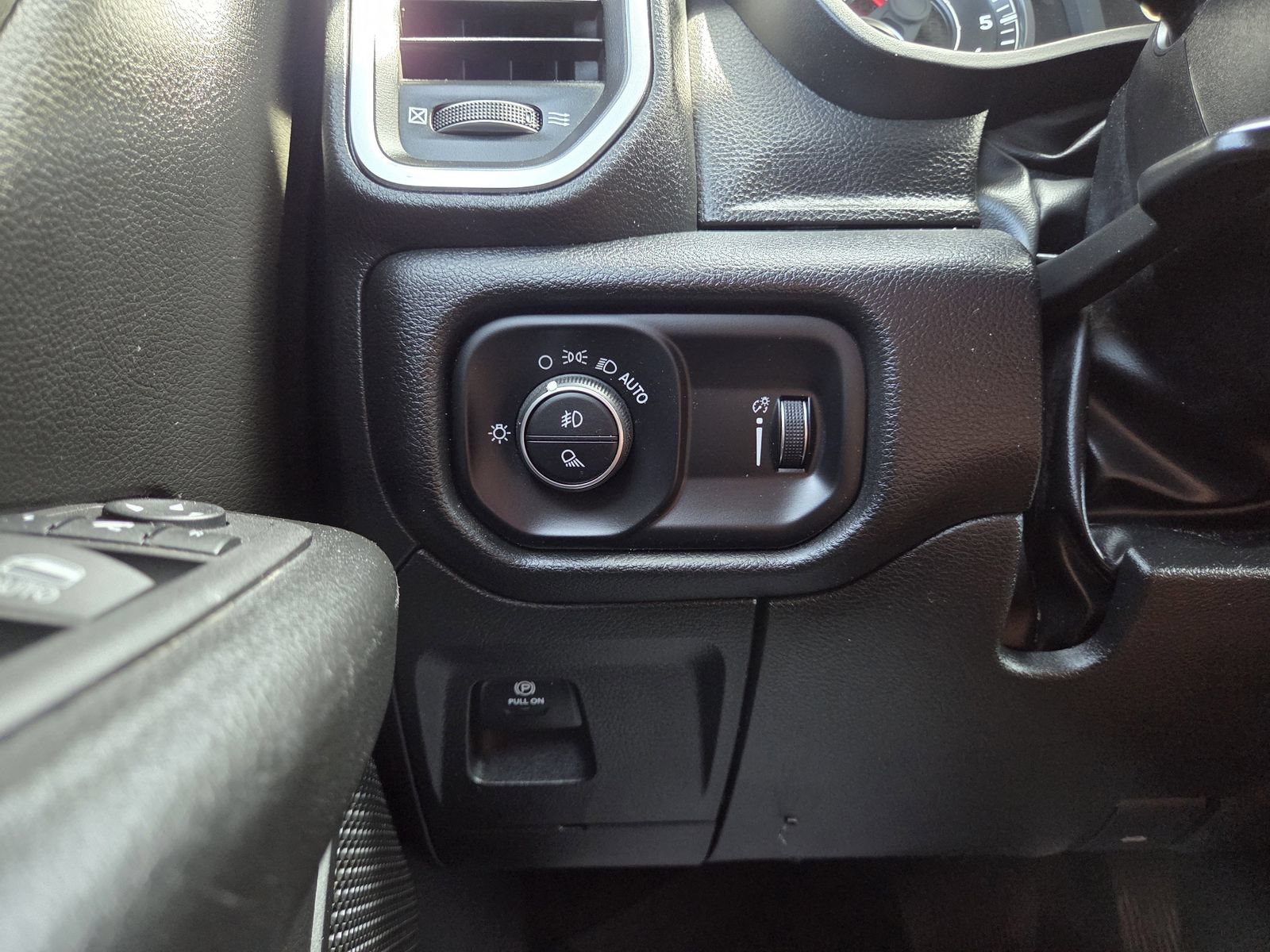 Used 2024 RAM 1500 Lone Star AWD/4WD image 42