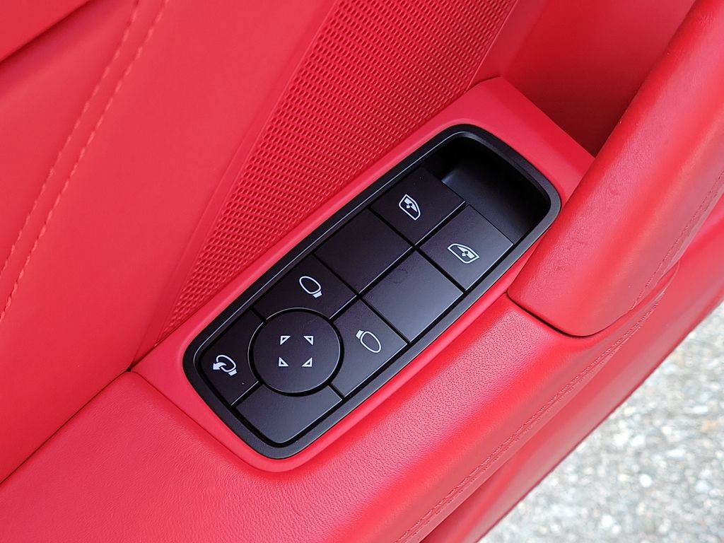 Certified 2024 Porsche 911 Carrera GTS RWD image 26