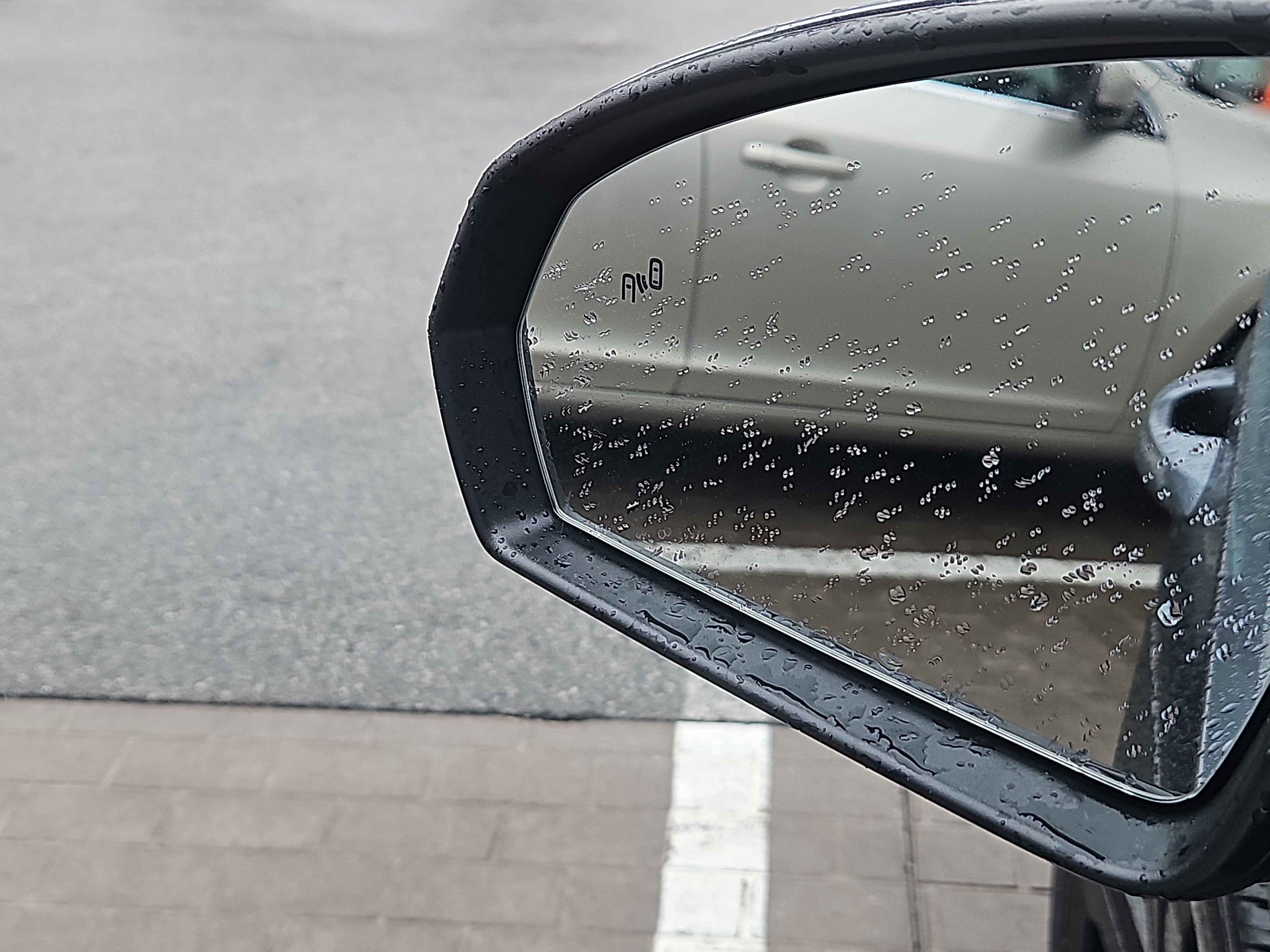 Used 2025 Volkswagen Taos SEL image 16