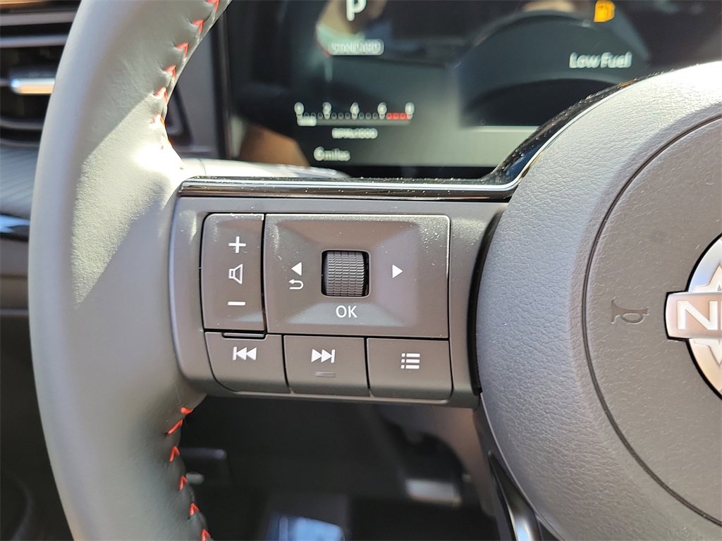New 2026 Nissan Kicks SR w/ Illumination Package image 6