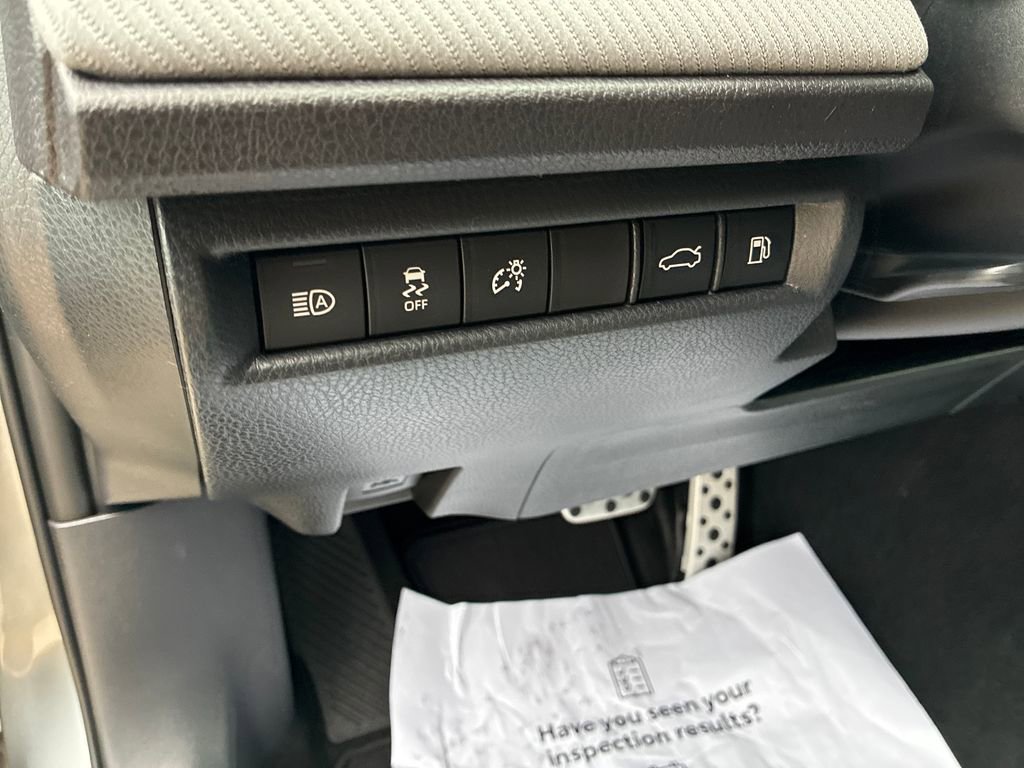 New 2026 Toyota Camry SE image 38