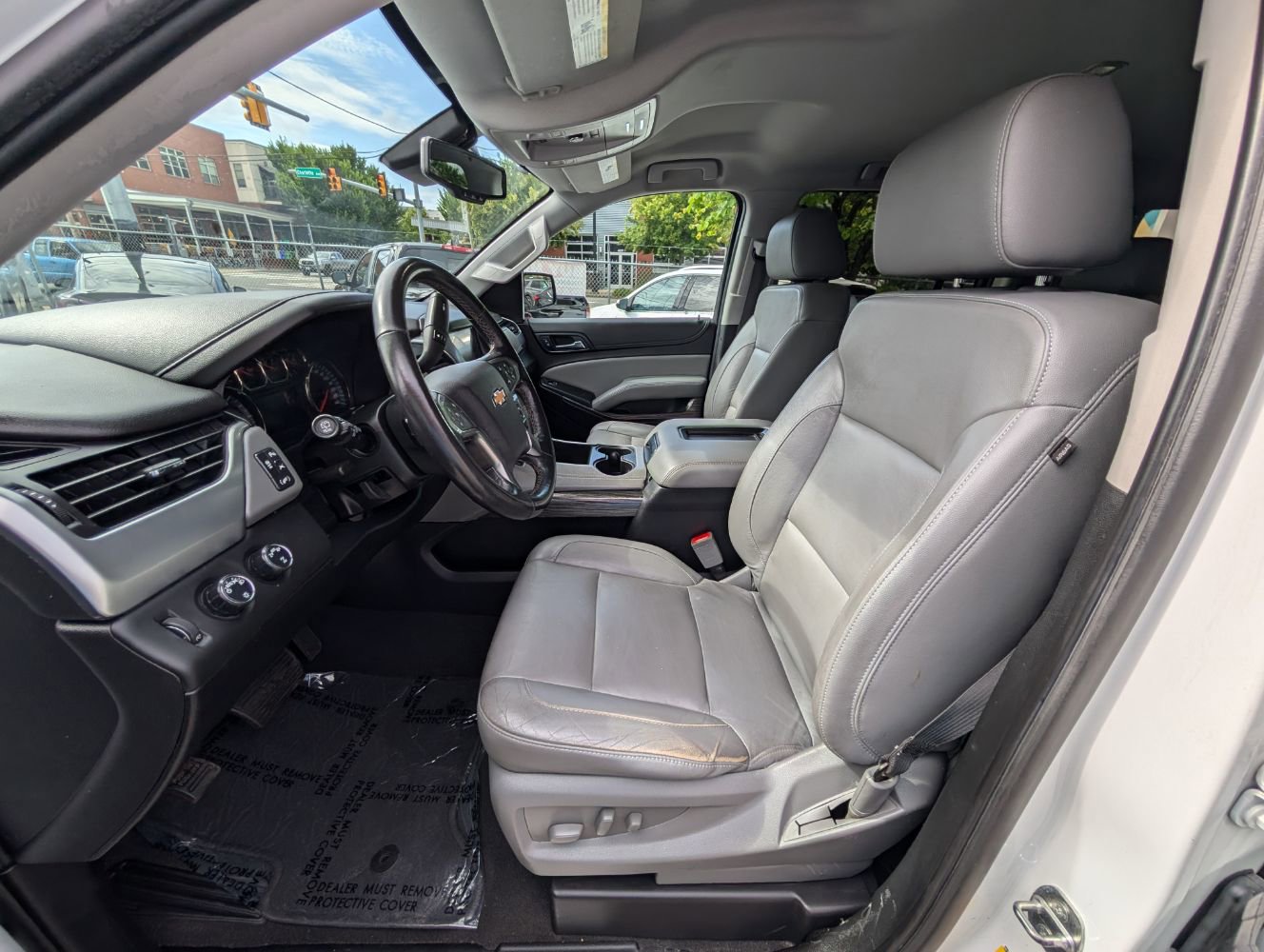 Used 2020 Chevrolet Suburban LT AWD/4WD image 15