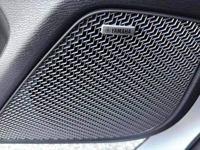 New 2026 Mitsubishi Outlander AWD image 18