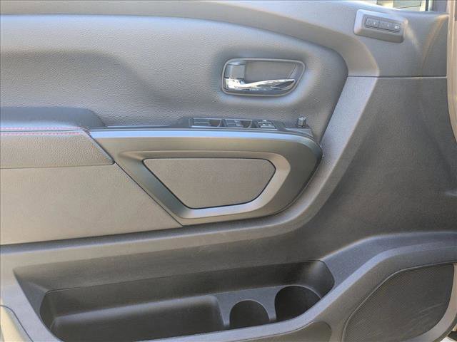 Used 2023 Nissan Titan PRO-4X w/ Pro-4x Convenience Package image 9