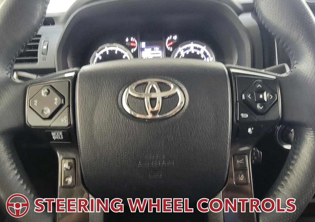 Certified 2022 Toyota 4Runner TRD Off-Road Premium w/ TRD Black Wheel Package (TMS) AWD/4WD image 18