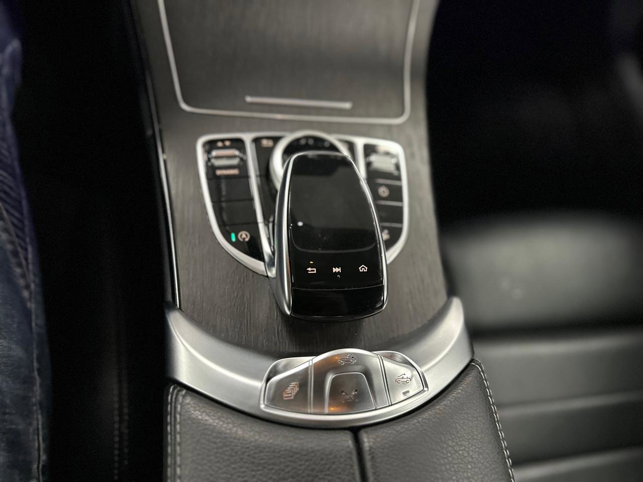 Used 2020 Mercedes-Benz C 300 4MATIC Cabriolet image 30
