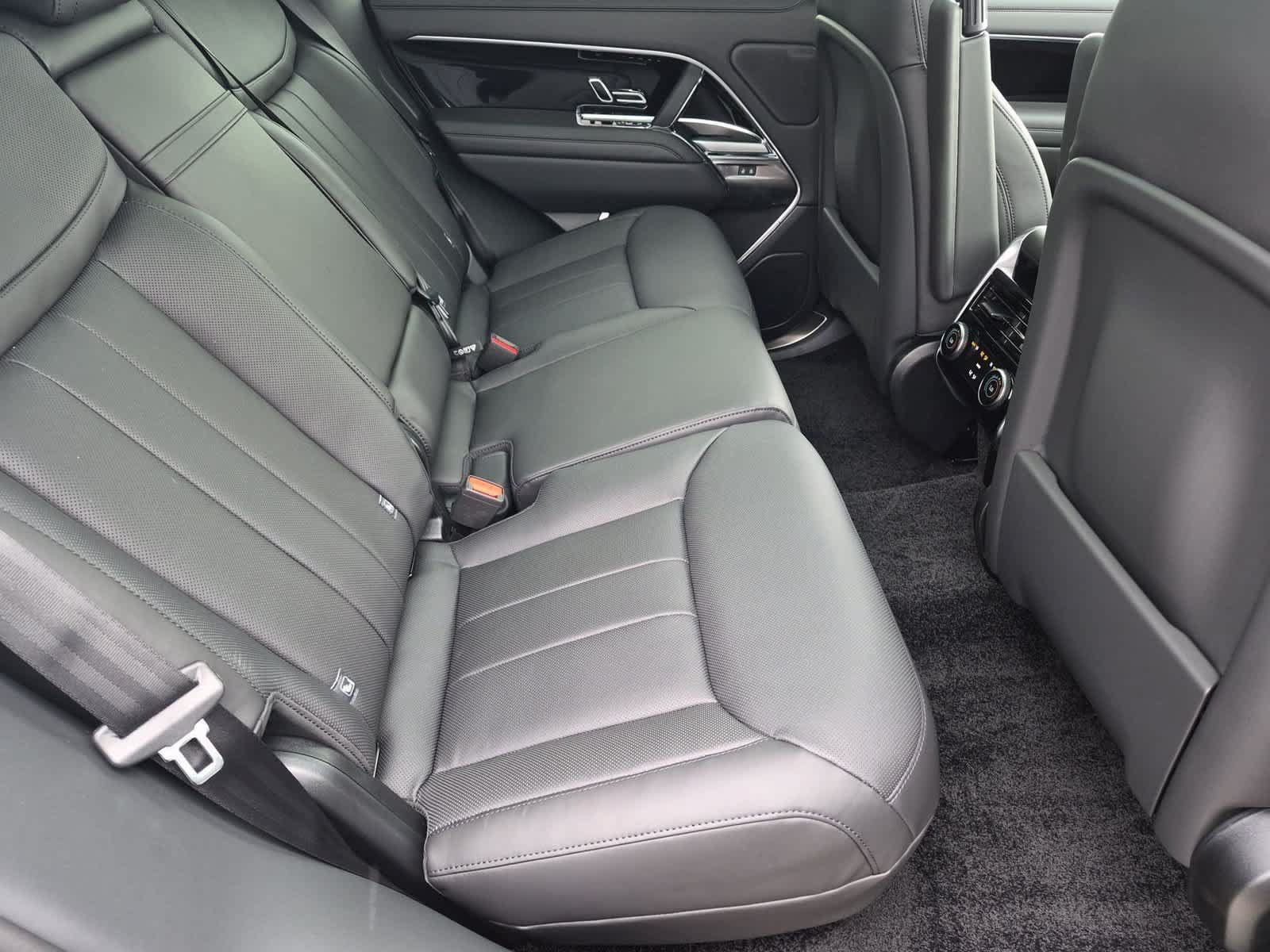 New 2027 Land Rover Range Rover SE AWD/4WD image 21