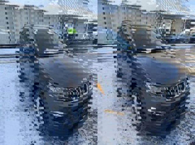 Used 2021 Jeep Compass Latitude w/ Convenience Group image 5