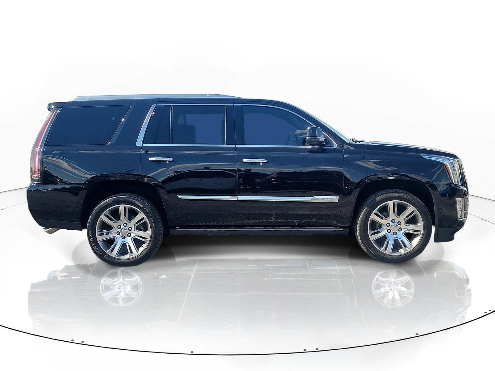Used 2016 Cadillac Escalade Premium AWD/4WD image 4