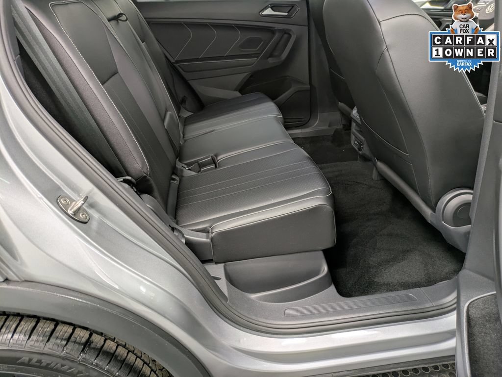Used 2023 Volkswagen Tiguan SE R-Line AWD/4WD image 31