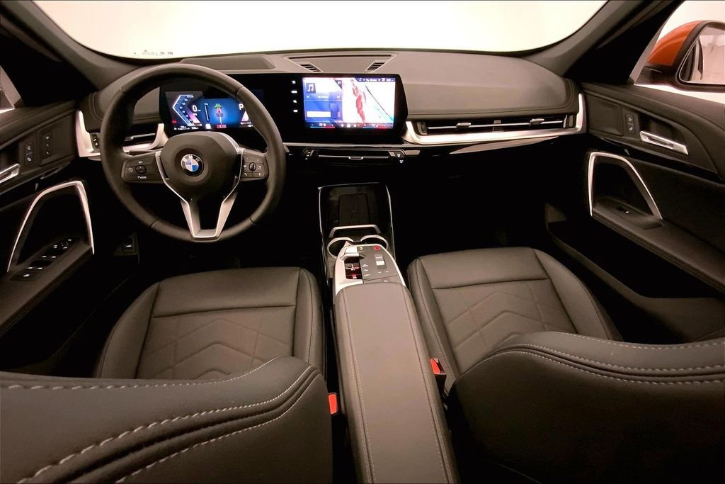 Certified 2025 BMW X1 xDrive28i AWD/4WD image 16