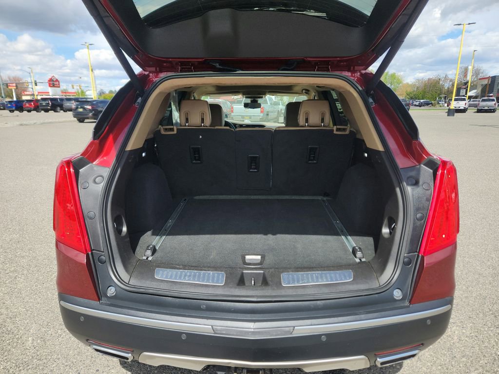 Used 2017 Cadillac XT5 Platinum image 36