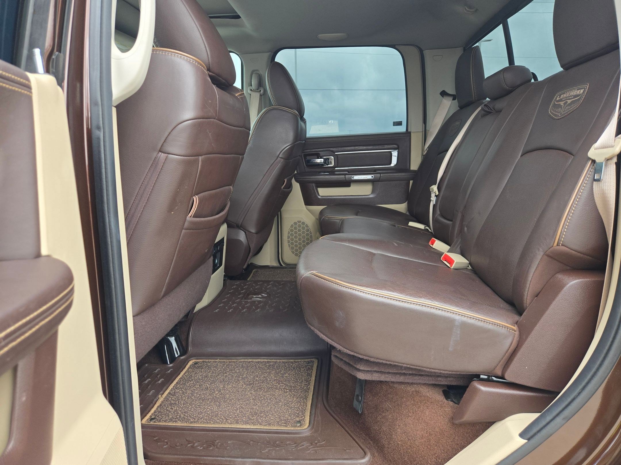 Used 2014 RAM 2500 Longhorn w/ Convenience Group image 13