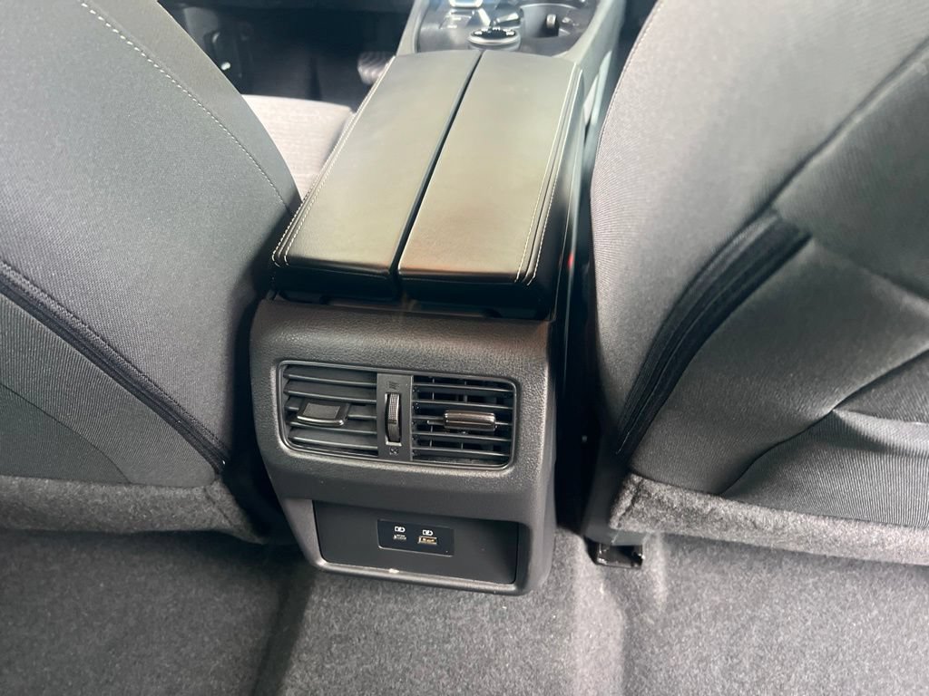 Certified 2023 Nissan Rogue SV AWD/4WD image 19