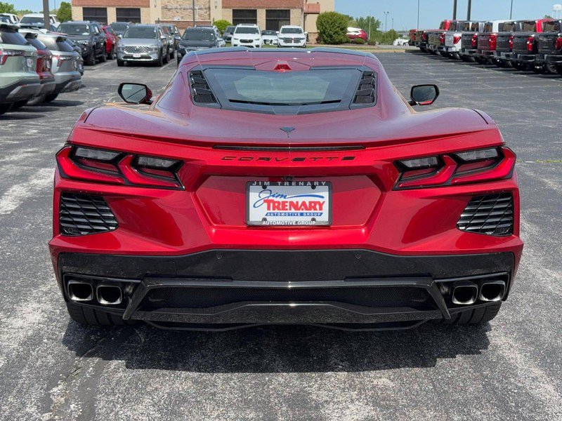 Used 2024 Chevrolet Corvette Stingray Coupe RWD image 4