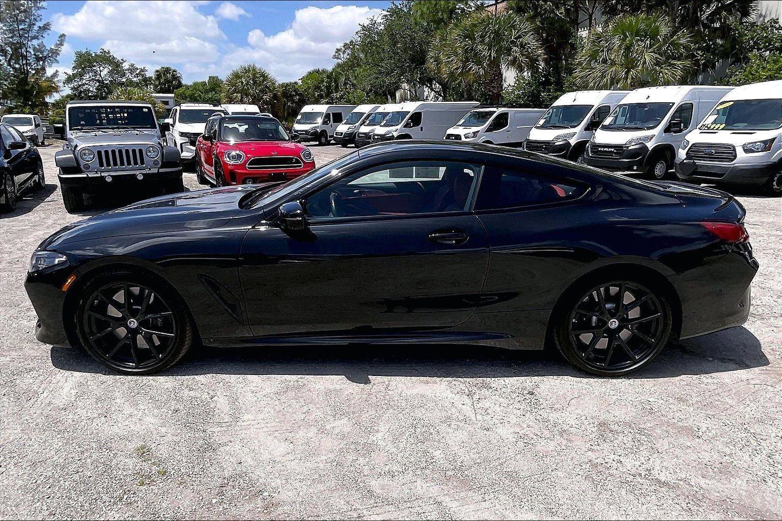 Used 2023 BMW M850i xDrive Coupe w/ M Sport Professional Package AWD/4WD image 26