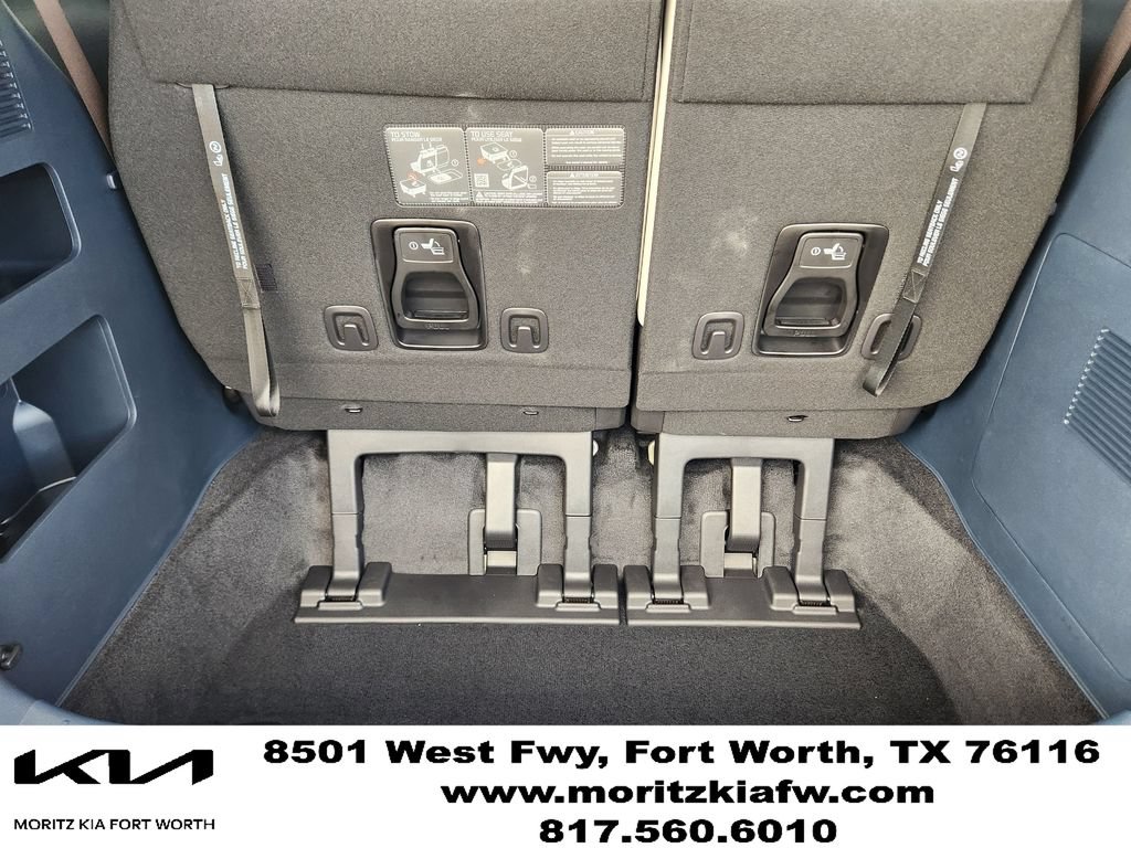 New 2026 Kia Carnival EX FWD image 21