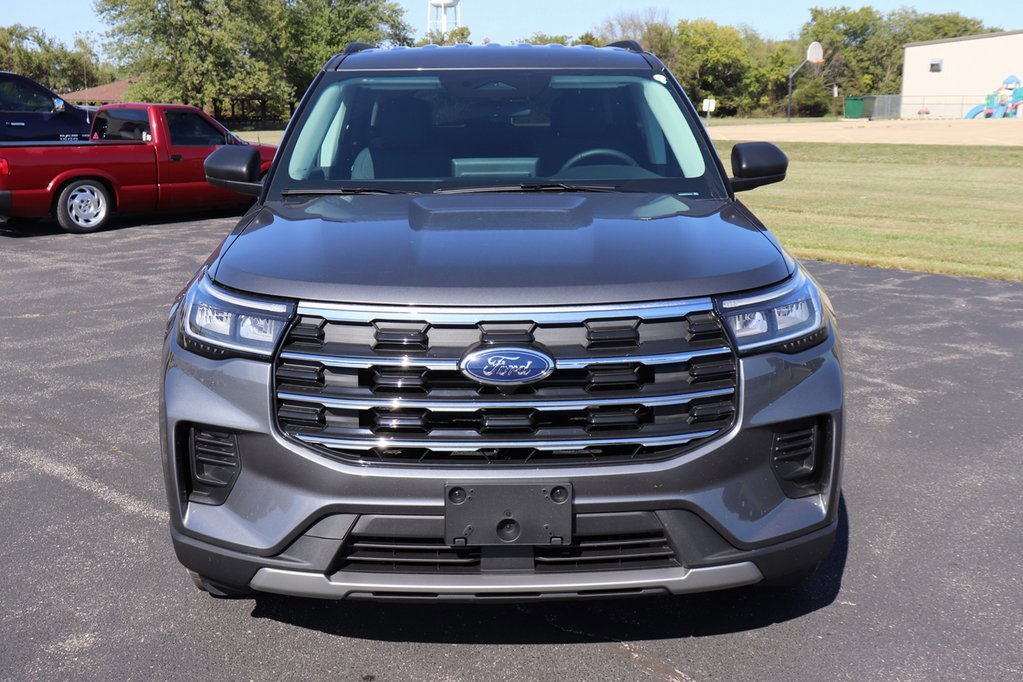 New 2026 Ford Explorer Active image 5