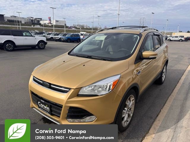 Used 2015 Ford Escape Titanium w/ Canadian Touring Package image 2