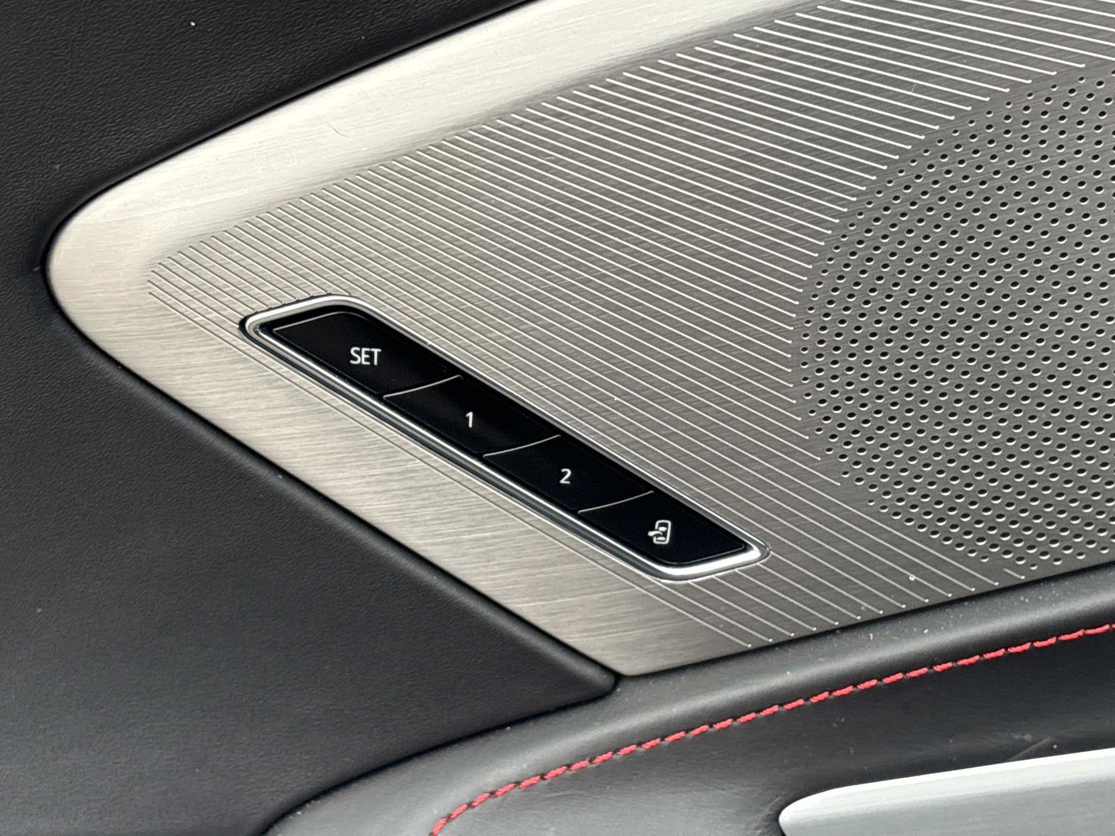 Used 2020 Chevrolet Corvette 3LT w/ 3LT Preferred Equipment Group image 15