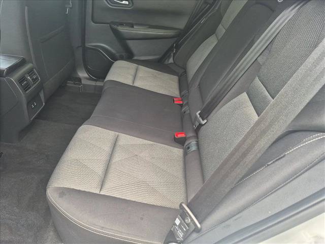 Certified 2024 Nissan Rogue SV FWD image 18