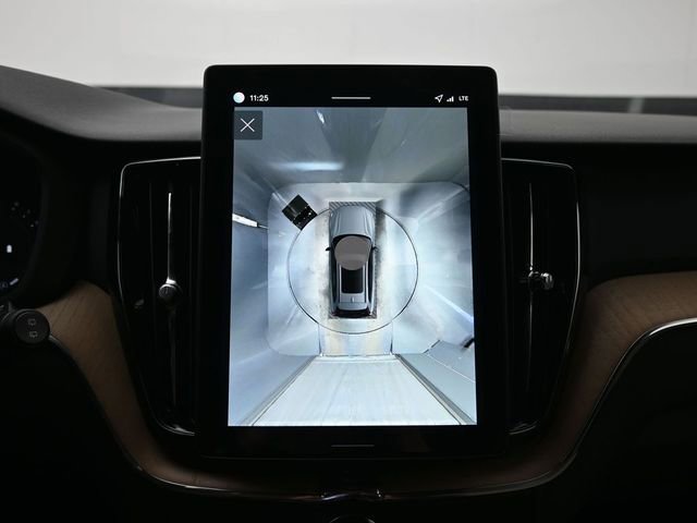 New 2026 Volvo XC60 B5 Plus w/ Protection Package Premier image 21