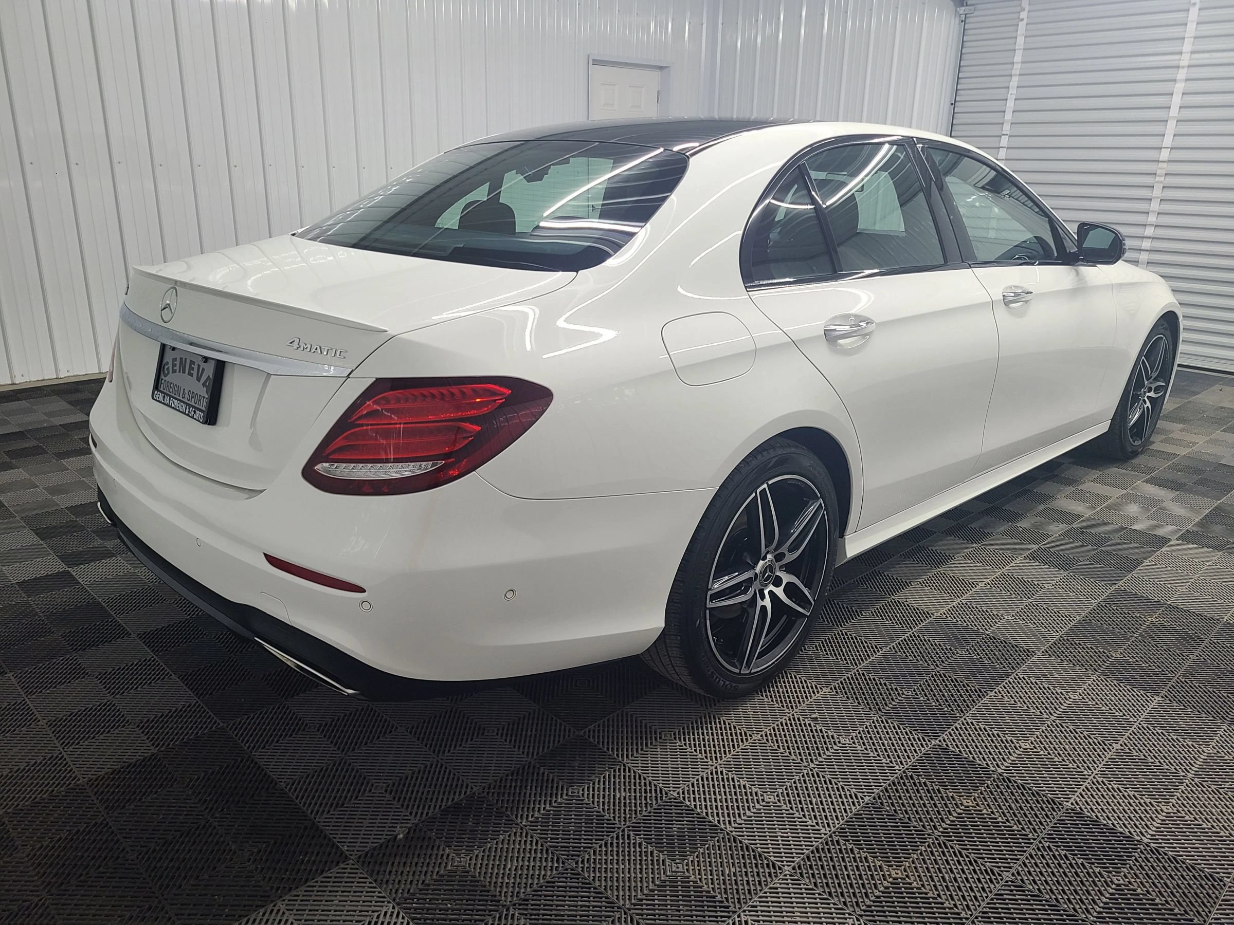 Used 2019 Mercedes-Benz E 300 4MATIC w/ Premium 1 Package image 11