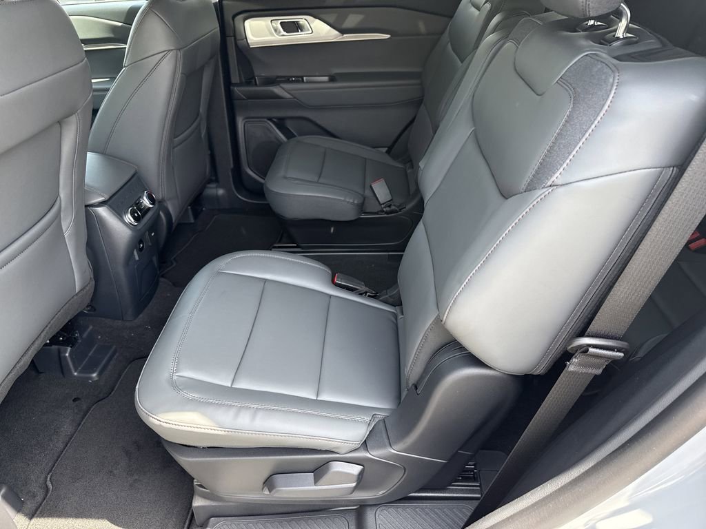 New 2026 Ford Explorer Active image 20