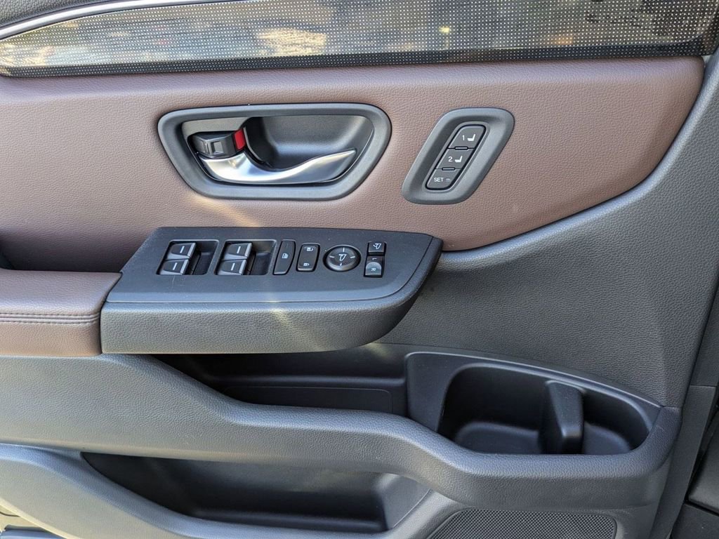 Certified 2023 Honda Pilot Elite image 6