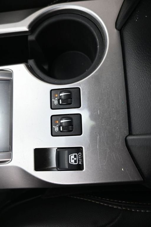 Used 2019 Toyota 4Runner SR5 Premium image 16