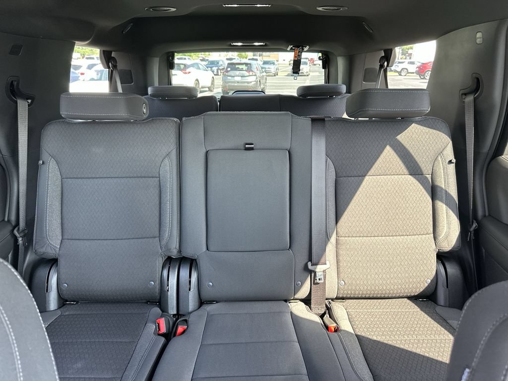 New 2026 Chevrolet Tahoe LS w/ LS Custom Edition AWD/4WD image 13