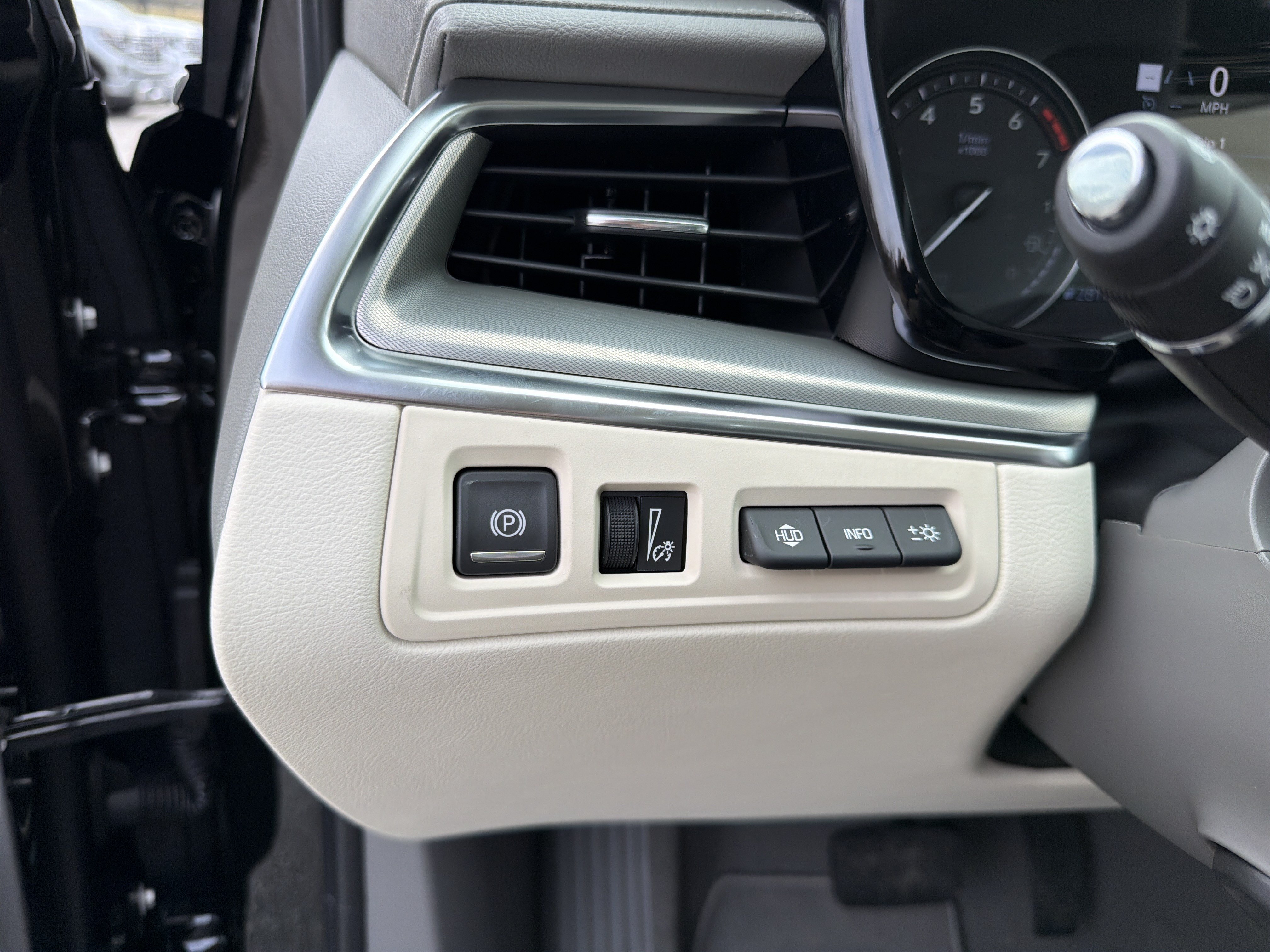 New 2026 Cadillac XT5 Premium Luxury FWD image 37