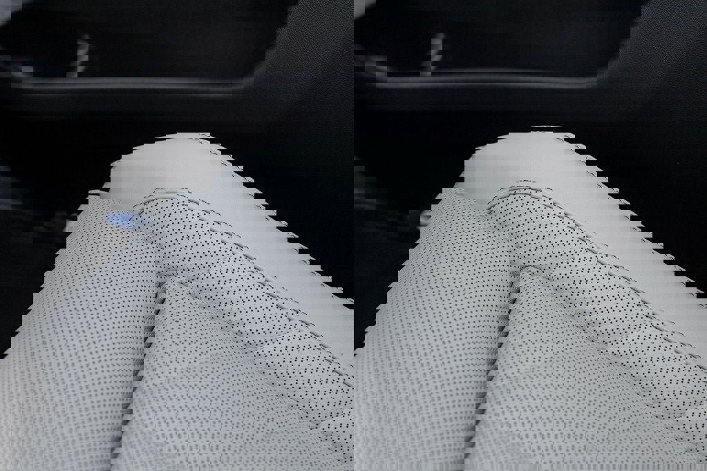 New 2026 BMW X5 xDrive50e w/ Premium Package image 23