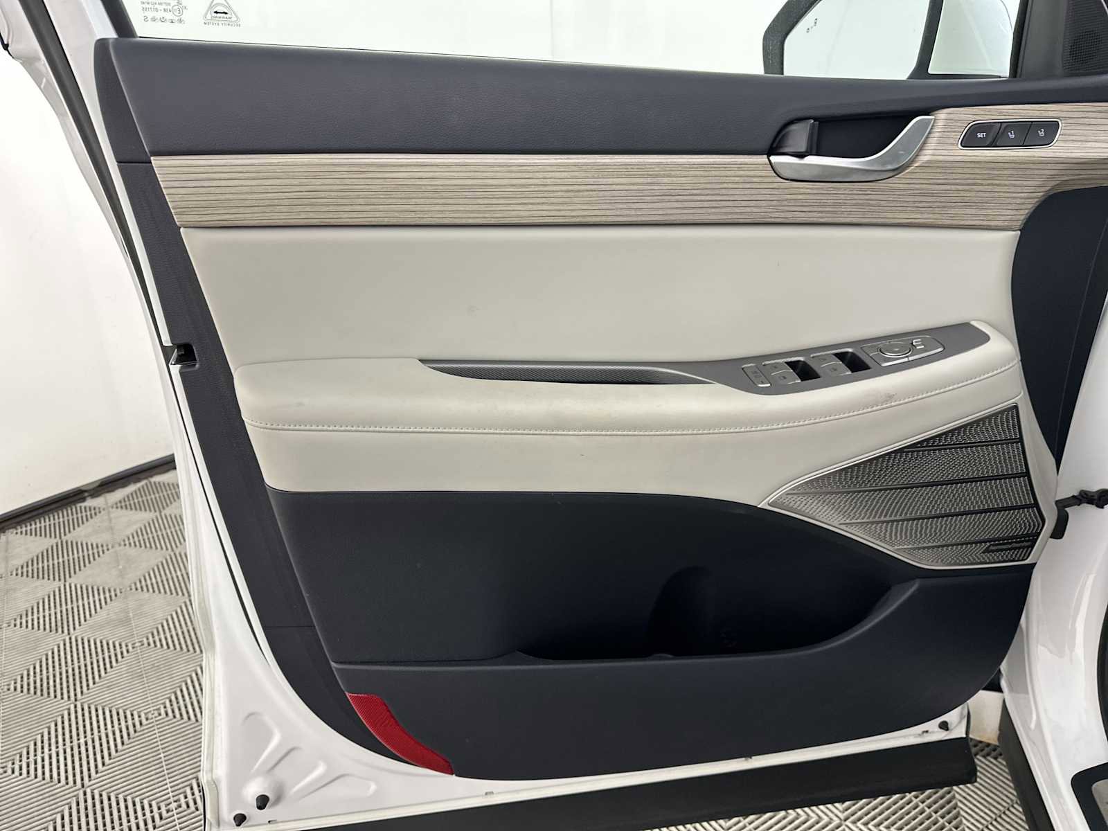 Used 2021 Hyundai Palisade Limited image 16