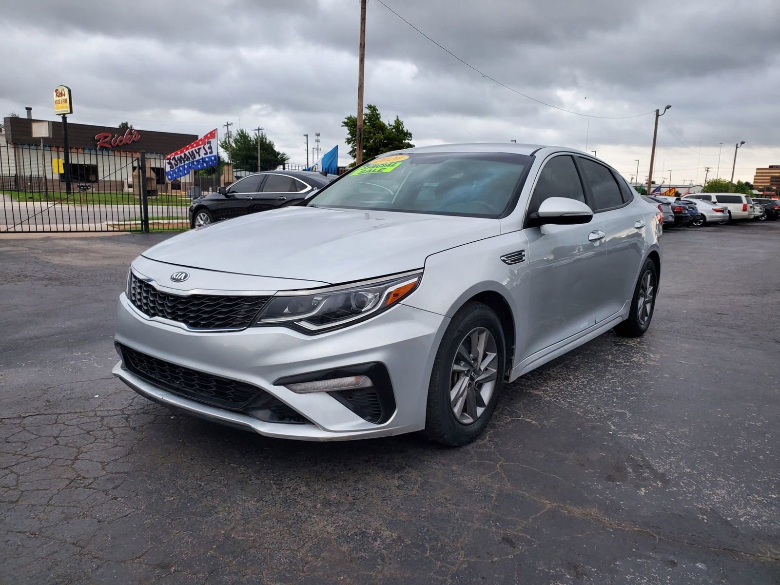 Used 2020 Kia Optima LX FWD image 1