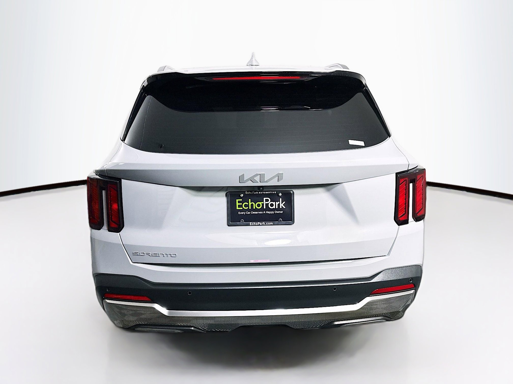 Used 2025 Kia Sorento S image 7