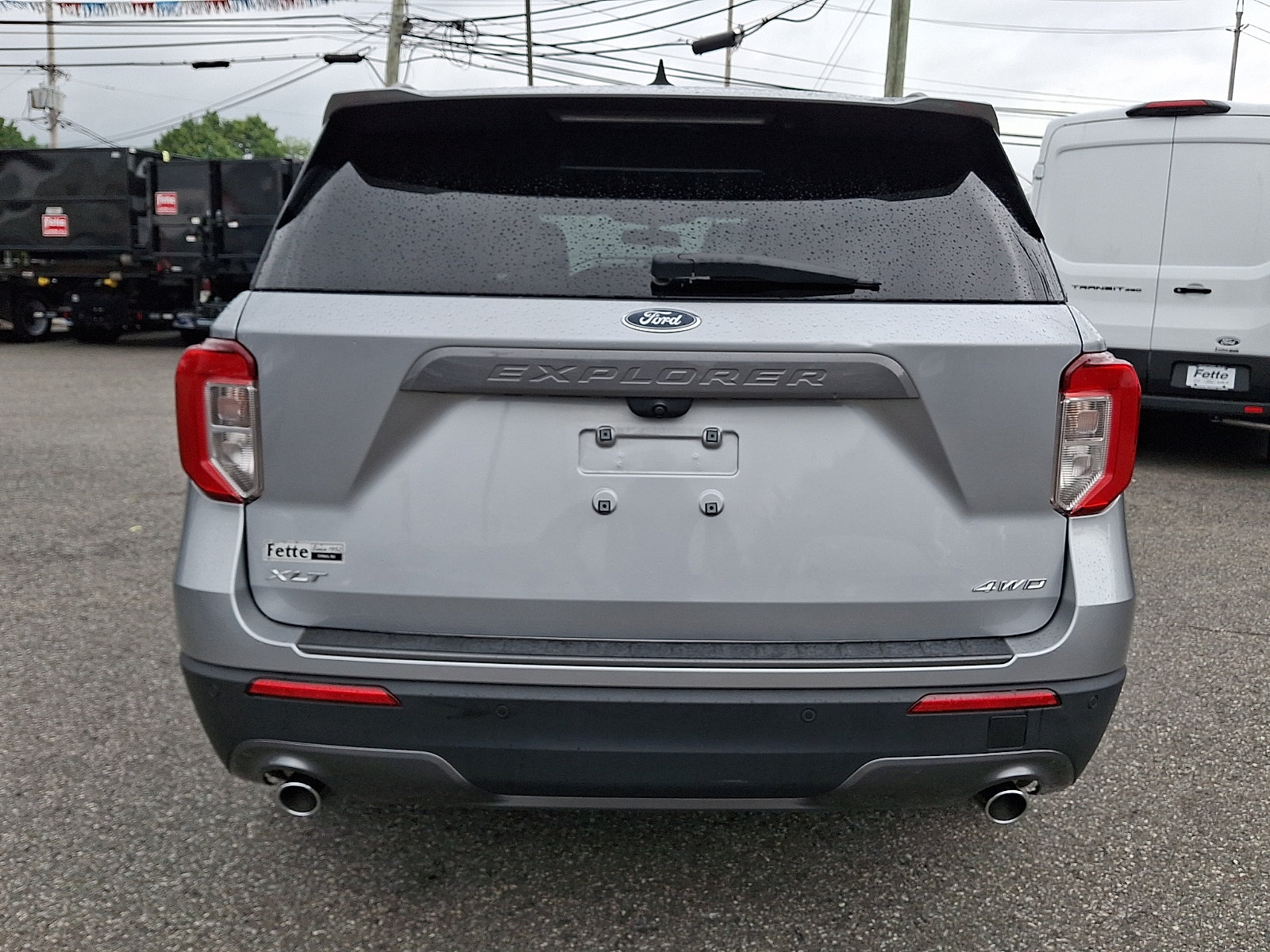 Used 2022 Ford Explorer XLT w/ Equipment Group 202A AWD/4WD image 5