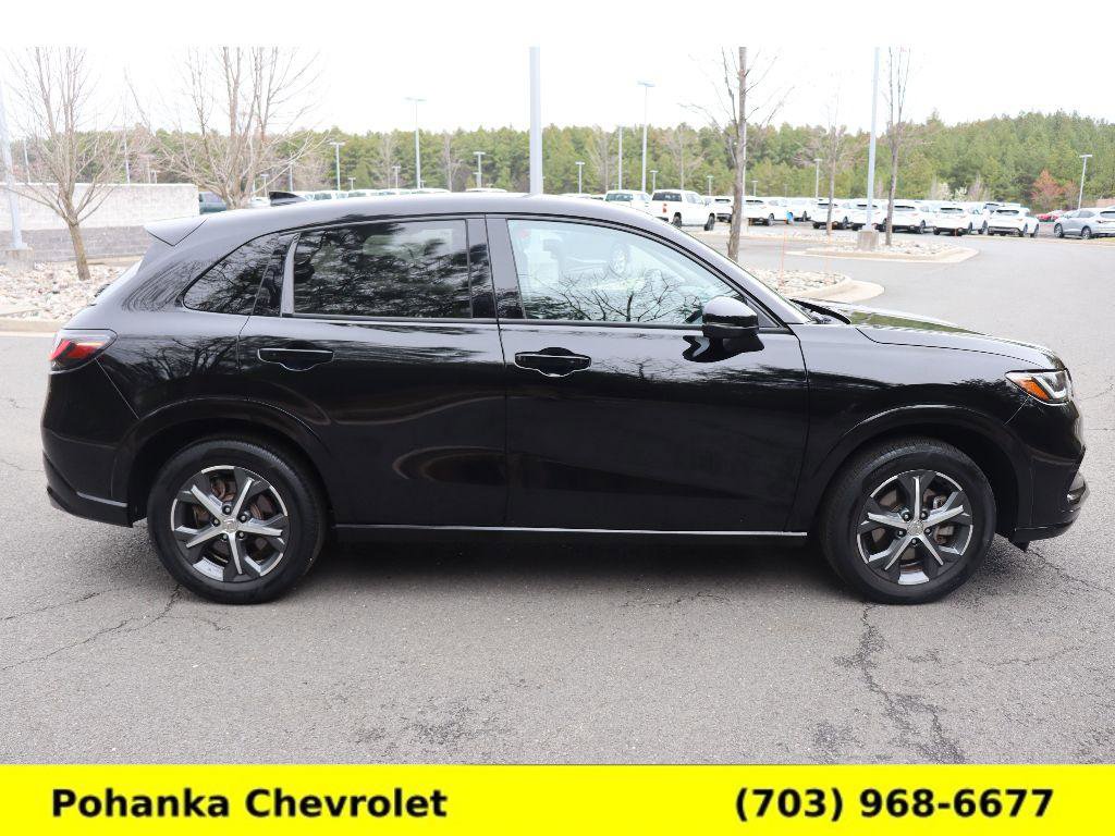 Used 2023 Honda HR-V EX-L image 8