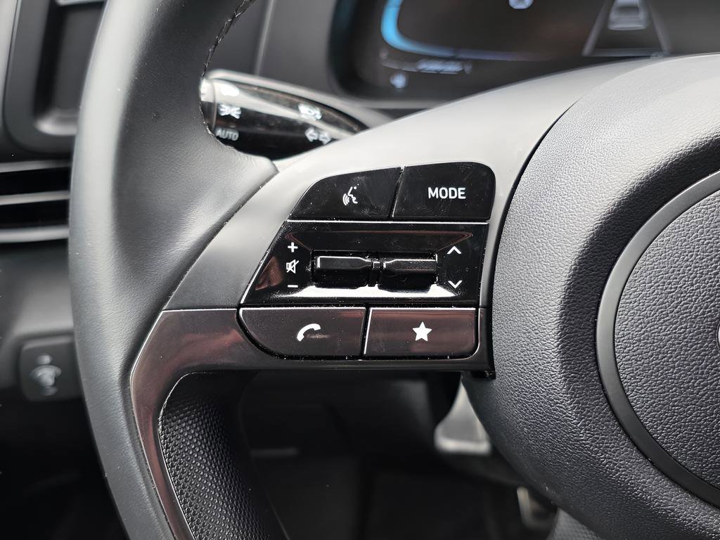 Certified 2025 Hyundai Elantra Sport FWD image 24