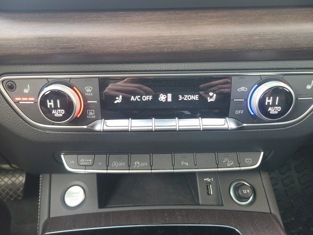 Used 2024 Audi Q5 2.0T Premium Plus w/ Premium Plus Package image 29