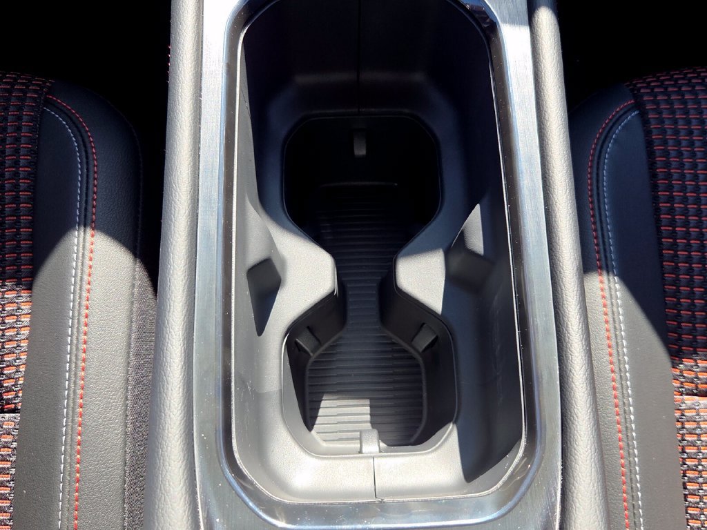 New 2027 Nissan Kicks SR w/ Cold Weather Package FWD image 21