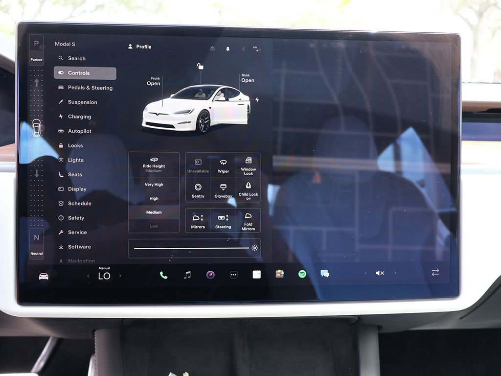 Used 2022 Tesla Model S image 43