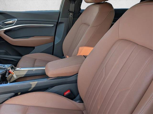 Certified 2024 Audi Q8 e-tron Premium Plus image 14